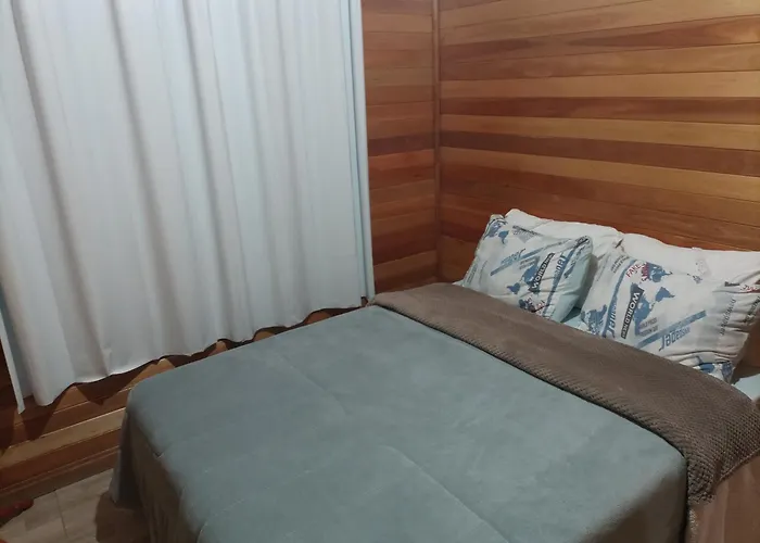 Chales Fundo Da Grota